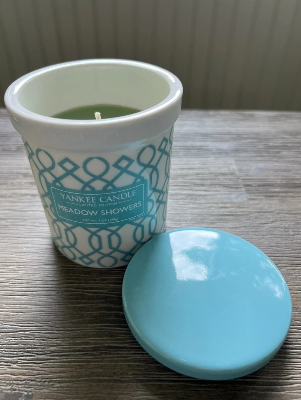 Yankee Candle Meadow Showers-Reusable Ceramic Jar and Lid-7 oz